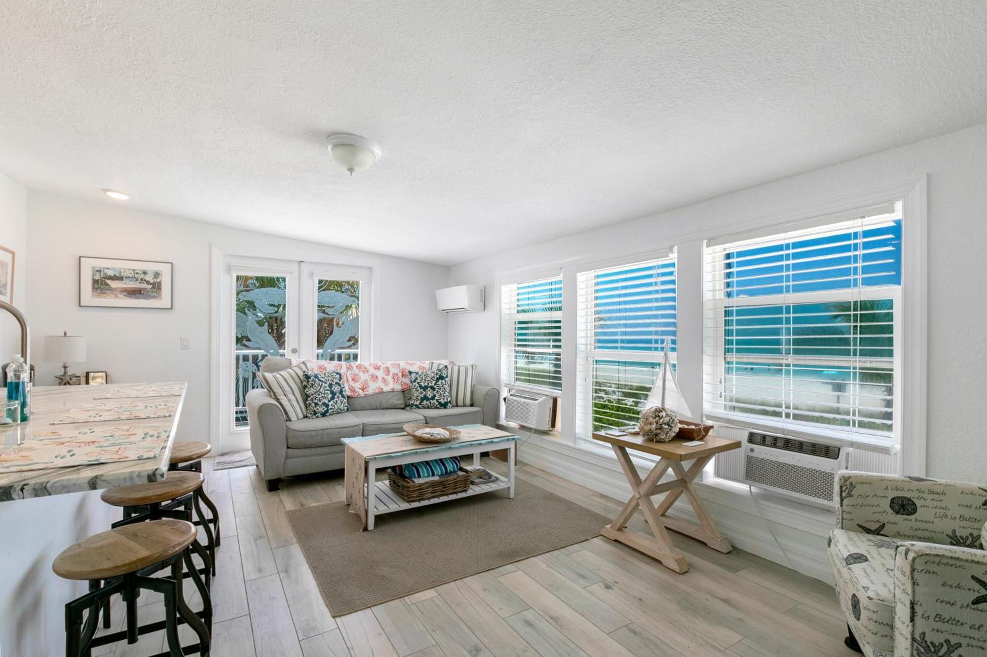 Beach Dreams Resort Bradenton Beach Exteriör bild