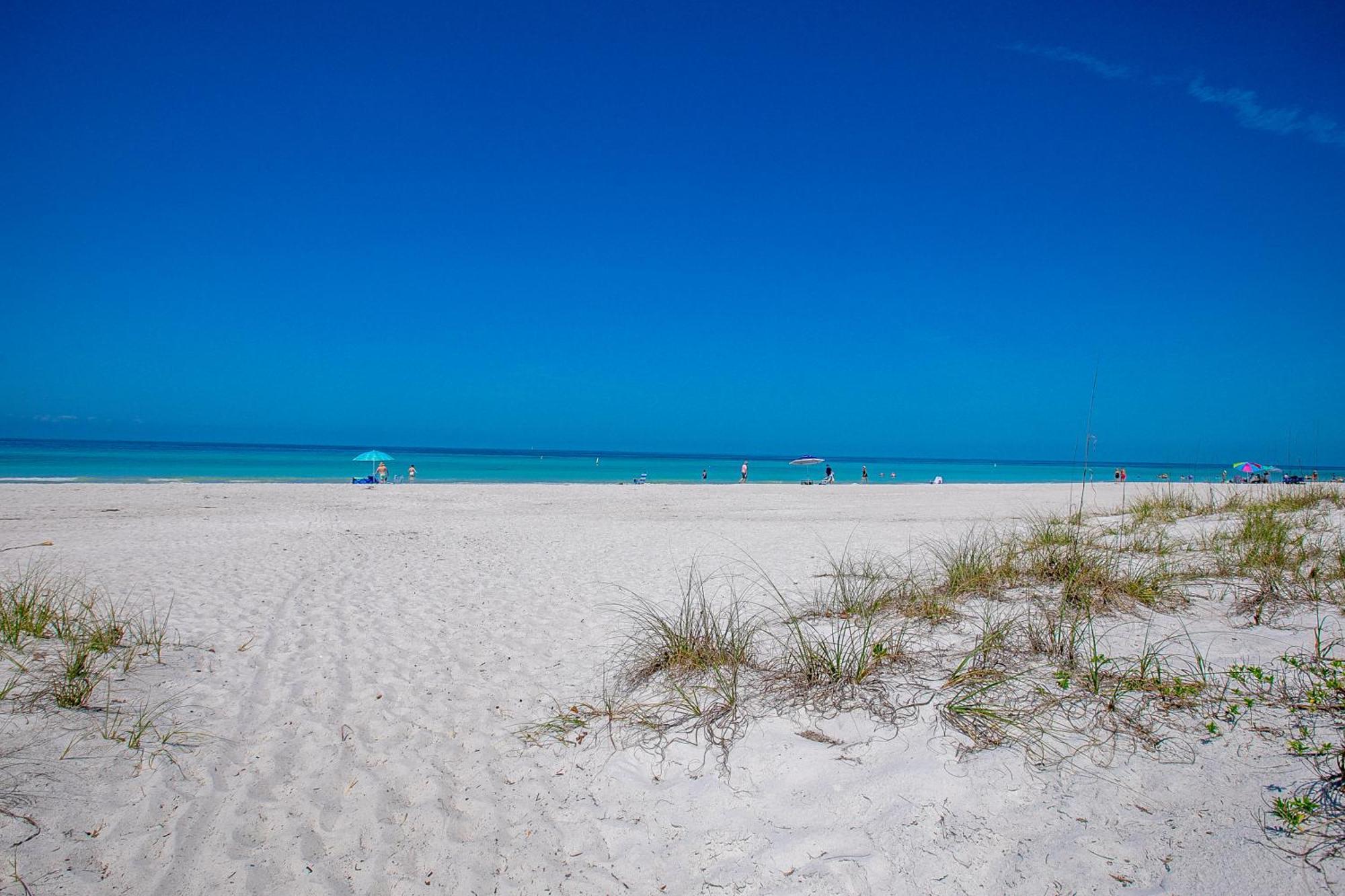 Beach Dreams Resort Bradenton Beach Exteriör bild